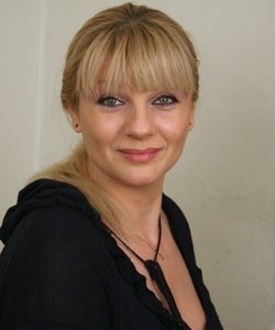 Актер Анна Ардова сыгравший роль в мультике Снежная королева.