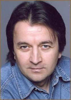 Актер Дмитрий Филимонов сыгравший роль в мультике Бабка Ёжка и другие.
