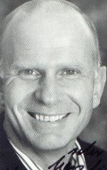 Актер Латц МакКензи сыгравший роль в мультике Джим Баттон  (сериал 2000-2001).
